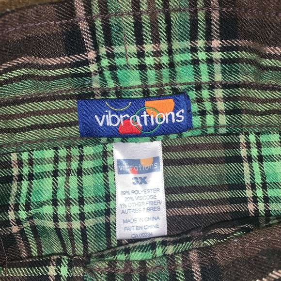 3 for $20 / Vintage Vibrations Kilt Skirt (3) - Picture 3 of 3